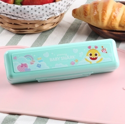 Baby shark figure chopstics at training set