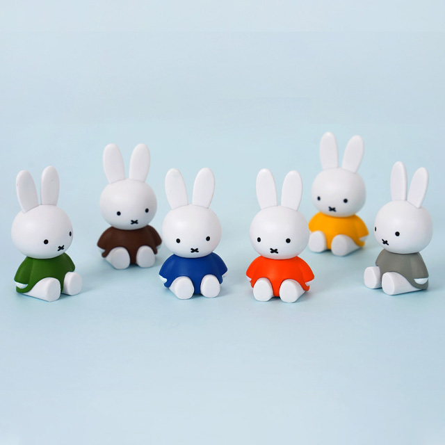 Sitting Miffy Random Mini Figure, 12pcs