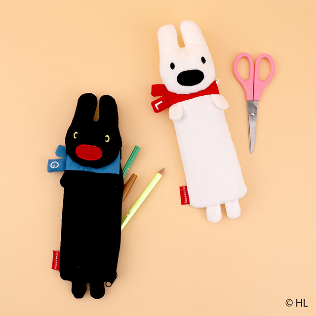 Gaspard and Lisa Flat Pouch