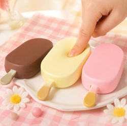 Ice Cream Squishy, Random