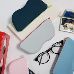 Silicone waterproof glasses sunglasses multipurpose storage case