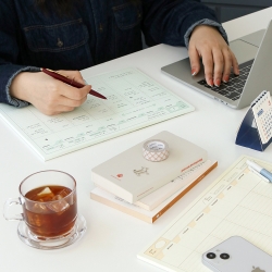 Flow A4 Weekly Pad