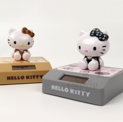Hello Kitty Solar Swinging Figure