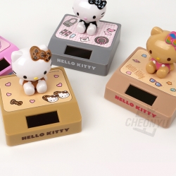 Hello Kitty Solar Swinging Figure