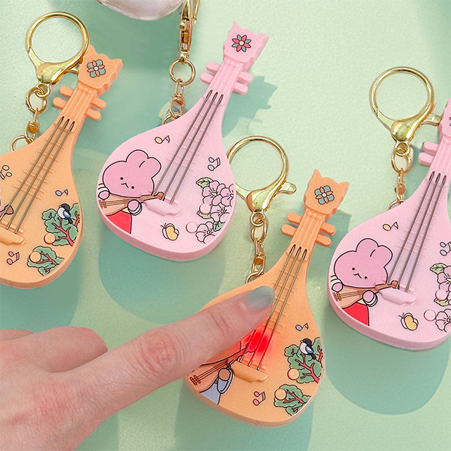 Joseon Soondeok Playing the Bipa Keyring, 8pcs