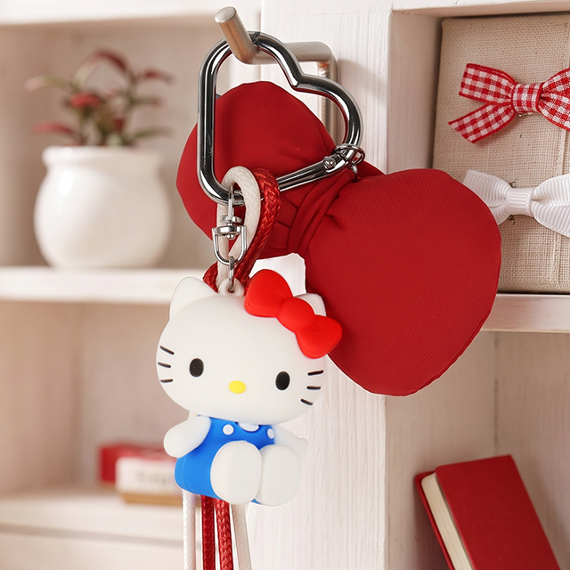Hello Kitty Maximalism Keyring