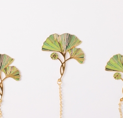 Bookmark Green ginkgo leaf