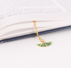 Bookmark Green ginkgo leaf