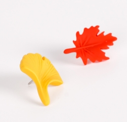 Pushpin Fallen leaf