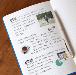 2027 PRISM A5 WEEKLY DIARY