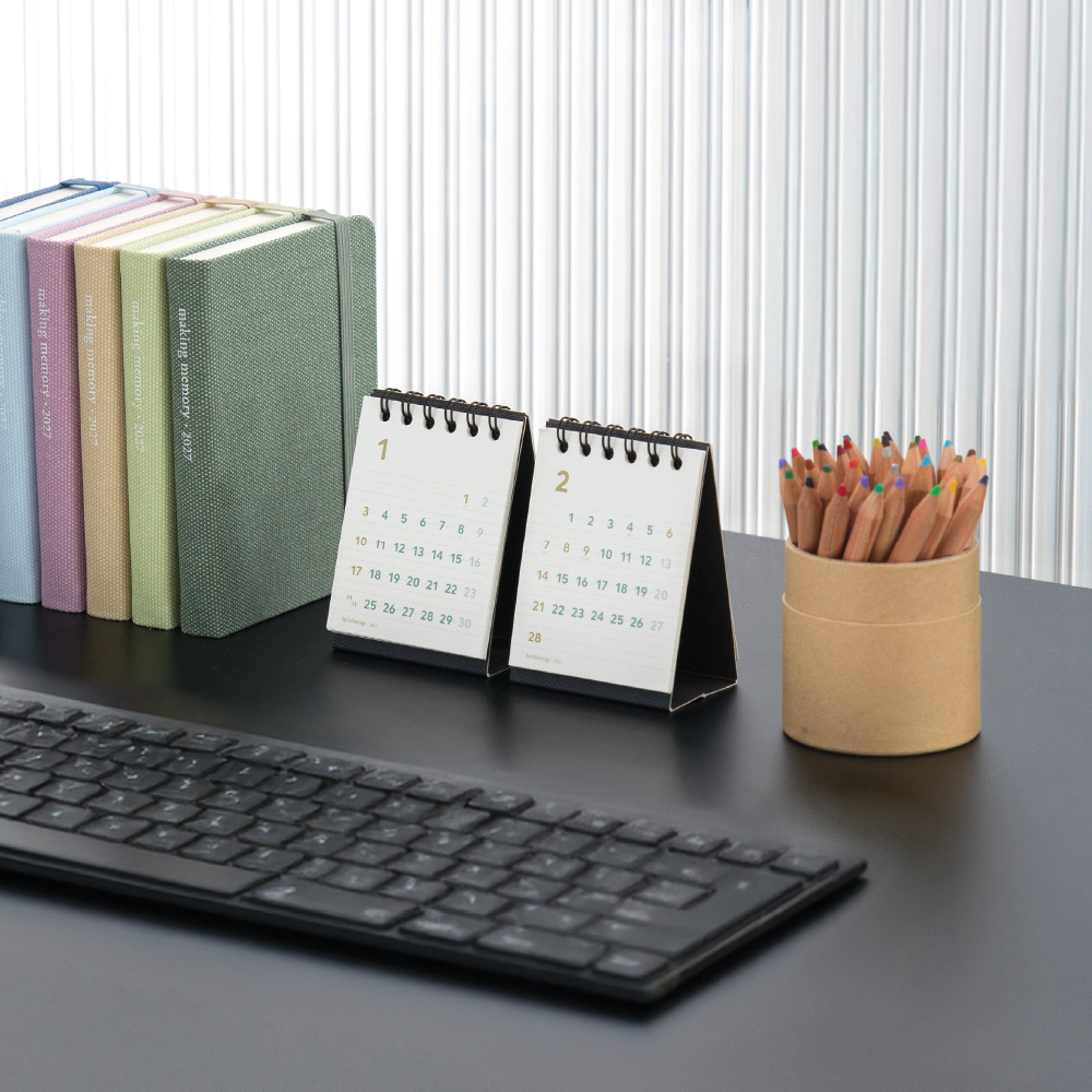 desk calendar tiny 2ea 2027
