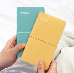 2027 The temperature of the day Slim Weekly Diary