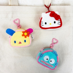 Sanrio Pocket Triangle Kimbap Pouch Keyring Random