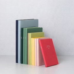 MONTHLY PLANNER 2027 B5