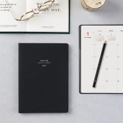 MONTHLY PLANNER 2027 A5
