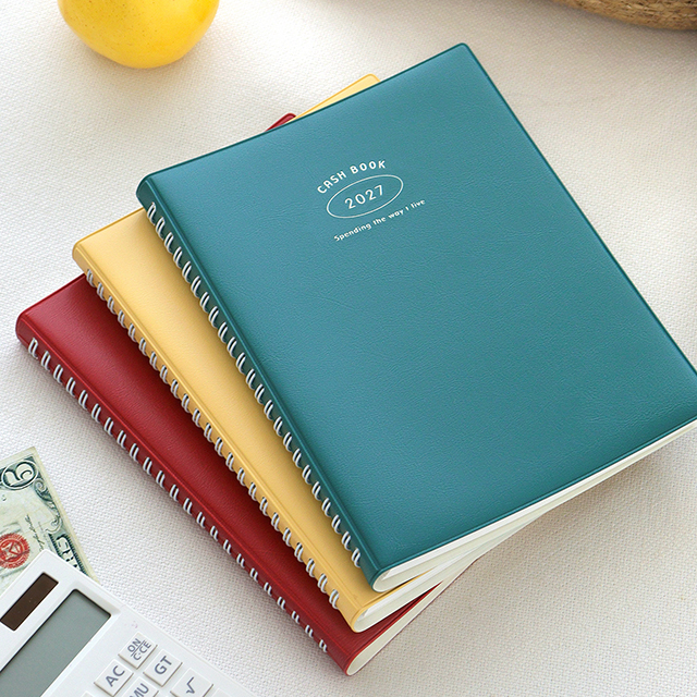 2027 The temperature of the day Cash Book