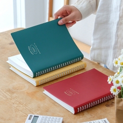 2027 The temperature of the day Cash Book