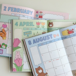 2027 EVERY HOLIDAY DIARY